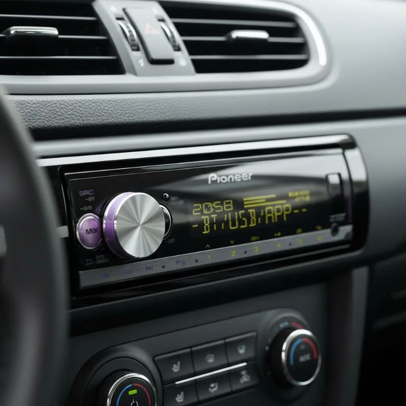 som automotivo pioneer